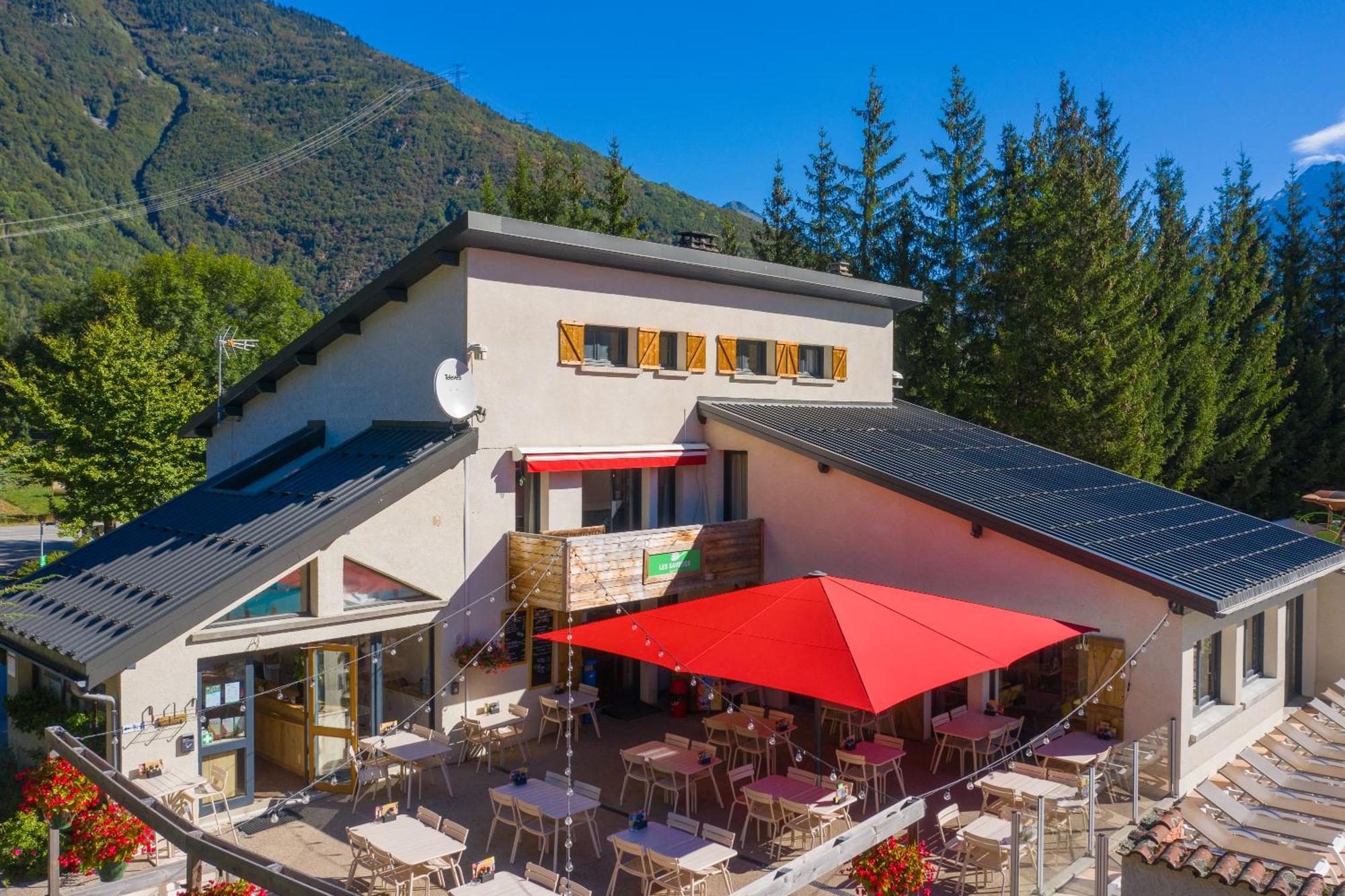 Camping Rcn Belledonne Le Bourg-d'Oisans Exterior photo